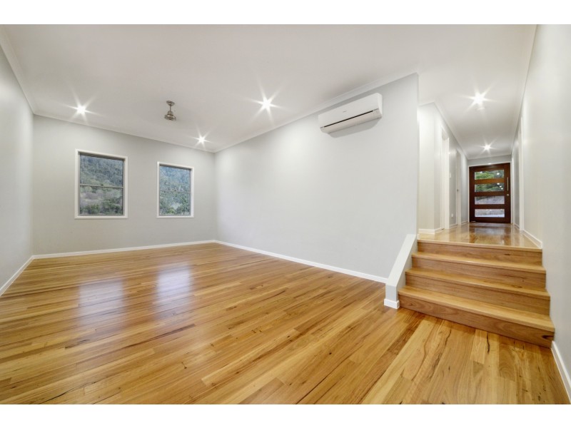 8 Laguna Court, Airlie Beach QLD 4802