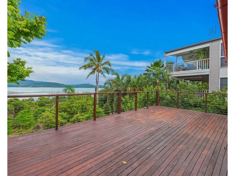 14 Summit Avenue, Airlie Beach QLD 4802