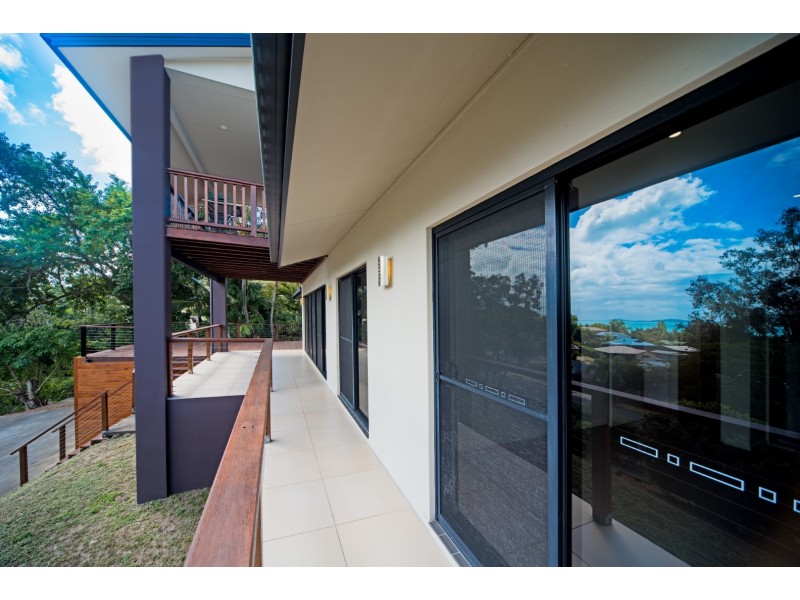 38 Eshelby Drive, Cannonvale QLD 4802