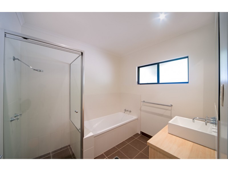 38 Eshelby Drive, Cannonvale QLD 4802