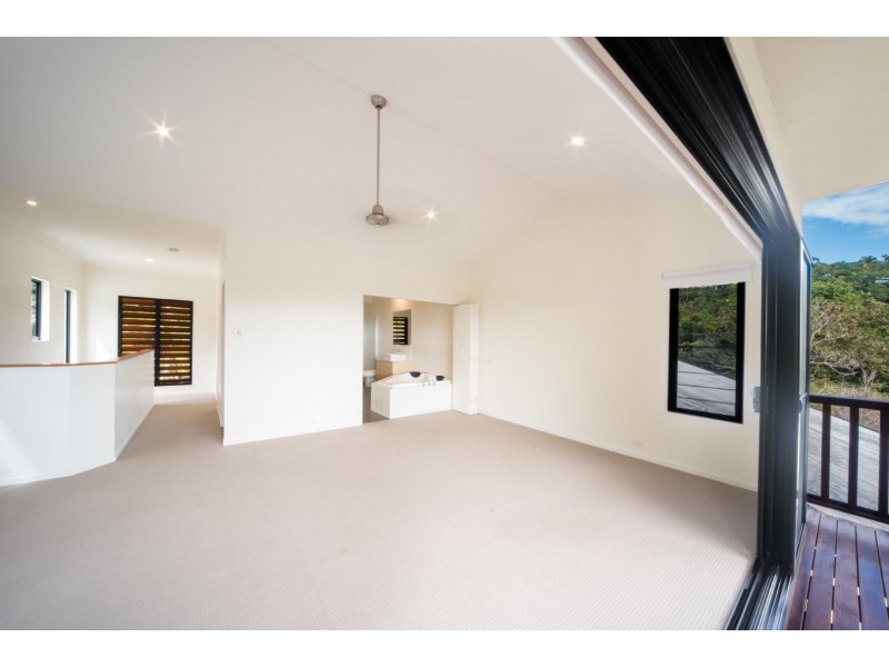38 Eshelby Drive, Cannonvale QLD 4802