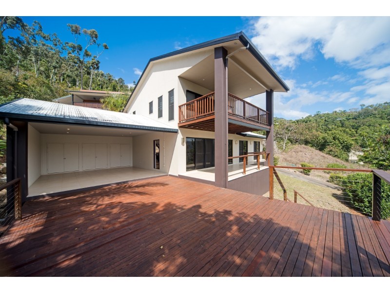 38 Eshelby Drive, Cannonvale QLD 4802