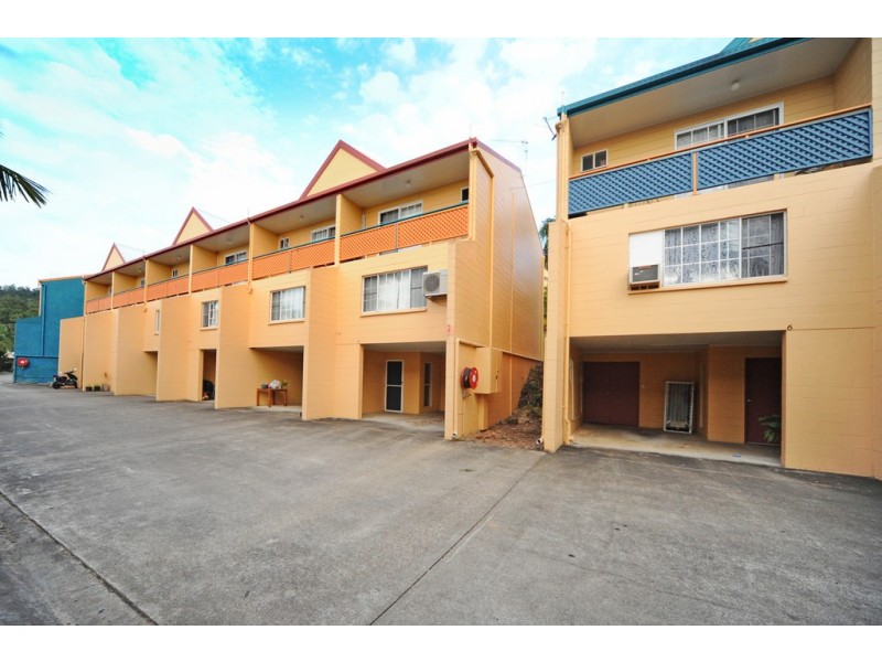 7/3 Eshelby Drive, Cannonvale QLD 4802