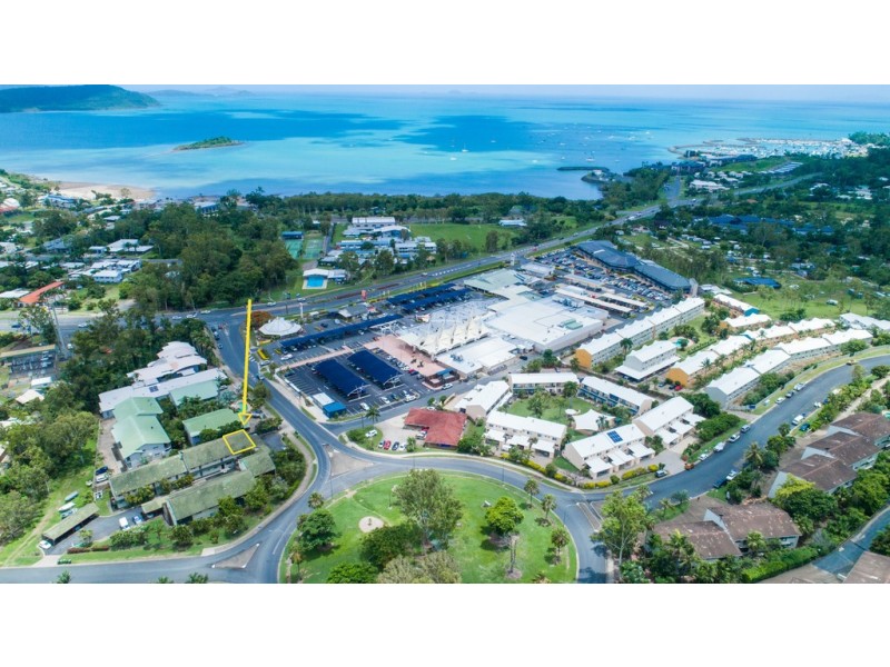 12/14 Island Drive, Cannonvale QLD 4802