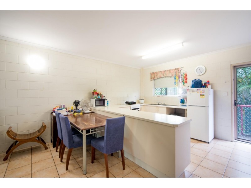 12/14 Island Drive, Cannonvale QLD 4802