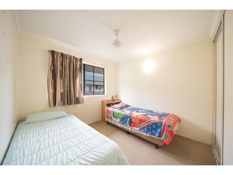 12/14 Island Drive, Cannonvale QLD 4802