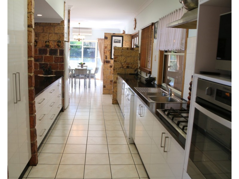 12 Pepperberry Lane, Cannon Valley QLD 4800