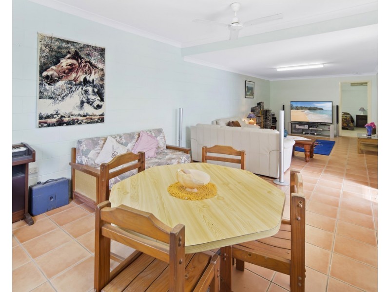 12 Pepperberry Lane, Cannon Valley QLD 4800