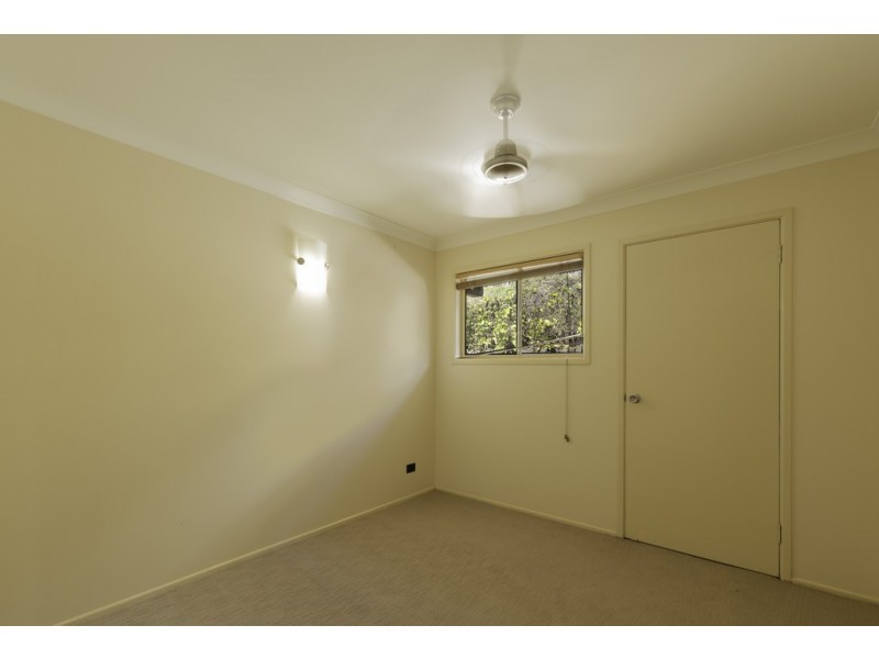 5 Katoota Court, Cannonvale QLD 4802