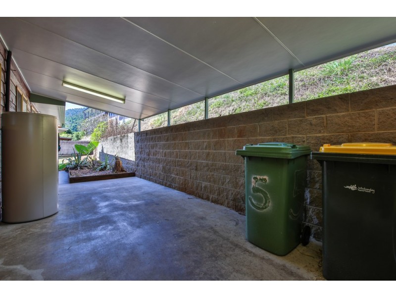 5 Katoota Court, Cannonvale QLD 4802