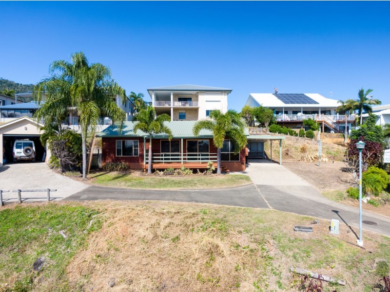 5 Katoota Court, Cannonvale QLD 4802