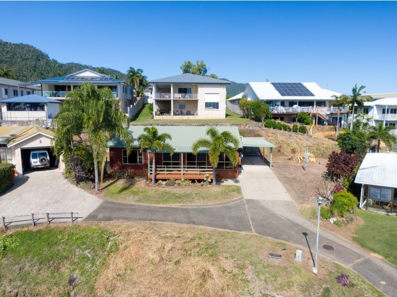 5 Katoota Court, Cannonvale QLD 4802
