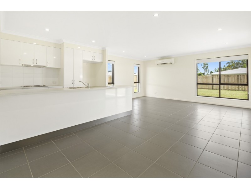 15 Olivia Street, Cannonvale QLD 4802