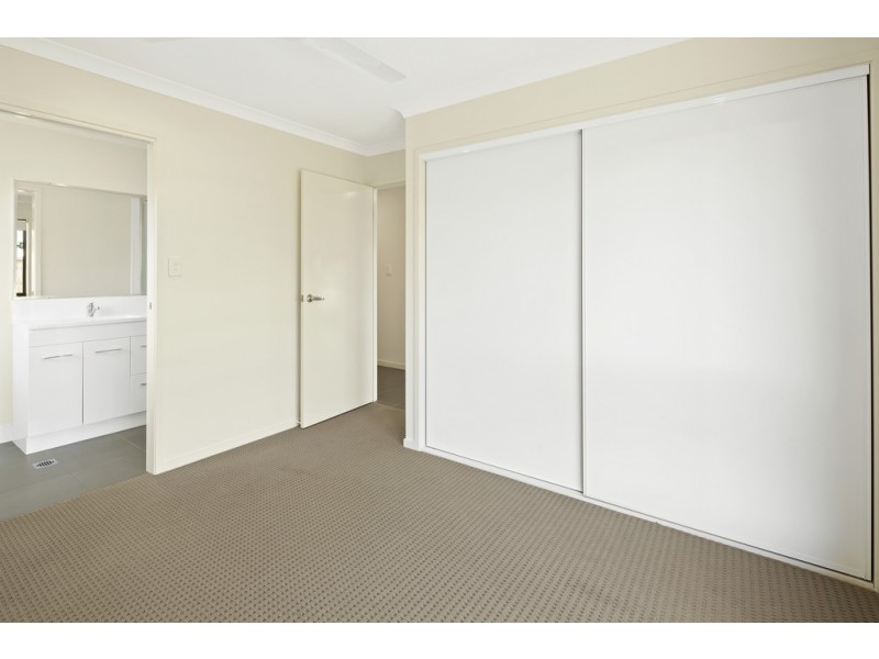 15 Olivia Street, Cannonvale QLD 4802