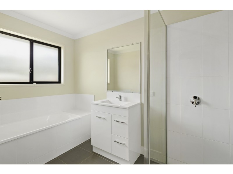 15 Olivia Street, Cannonvale QLD 4802