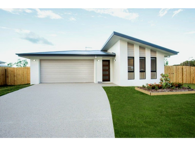 15 Olivia Street, Cannonvale QLD 4802