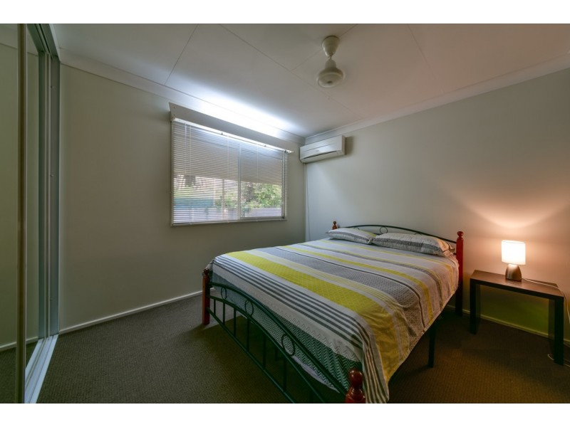 18 Palm Drive, Cannonvale QLD 4802