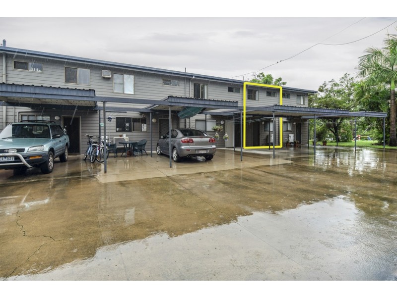 2/9 Salmon Street, Cannonvale QLD 4802