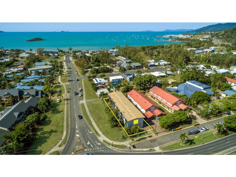 167 Shute Harbour Road, Cannonvale QLD 4802