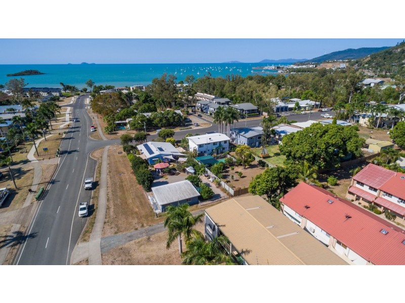 167 Shute Harbour Road, Cannonvale QLD 4802