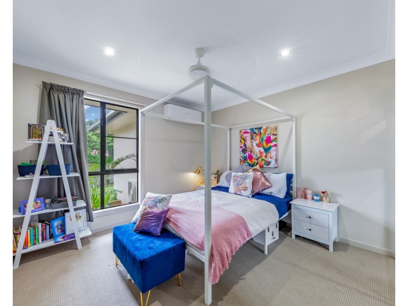 27 Endeavour Circuit, Cannonvale QLD 4802