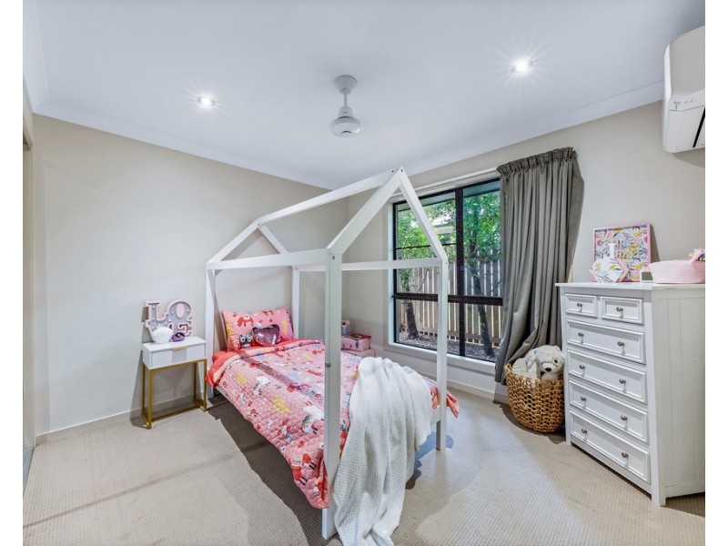 27 Endeavour Circuit, Cannonvale QLD 4802