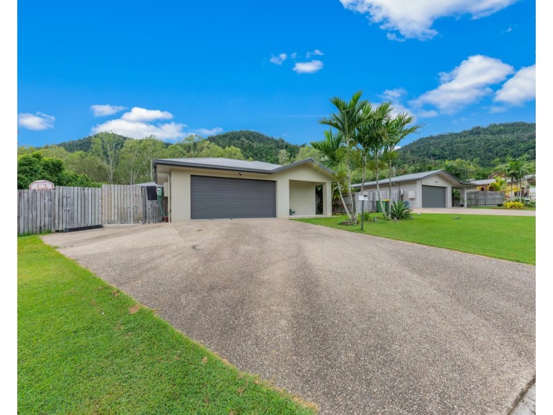 27 Endeavour Circuit, Cannonvale QLD 4802
