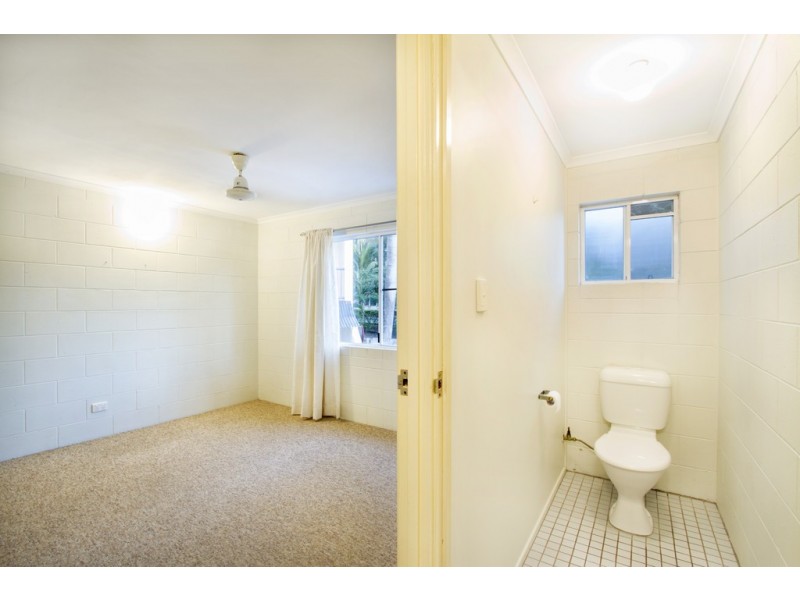13/11 Island Drive, Cannonvale QLD 4802