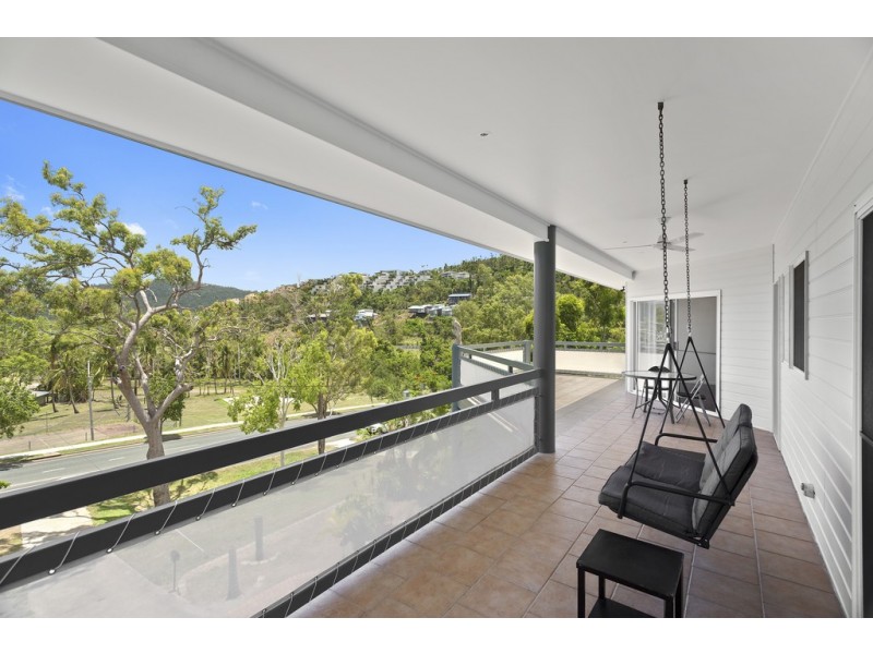 30 Waterson Way, Airlie Beach QLD 4802