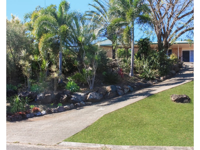 33 South Molle Boulevard, Cannonvale QLD 4802