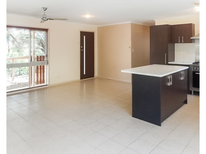 33 South Molle Boulevard, Cannonvale QLD 4802