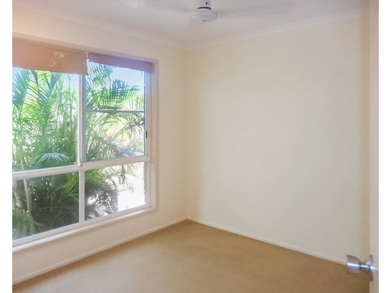 33 South Molle Boulevard, Cannonvale QLD 4802