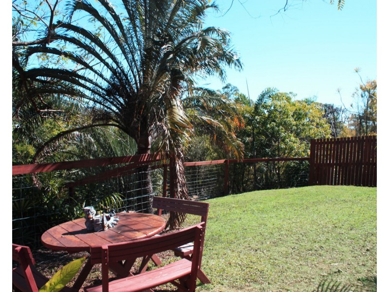 33 South Molle Boulevard, Cannonvale QLD 4802