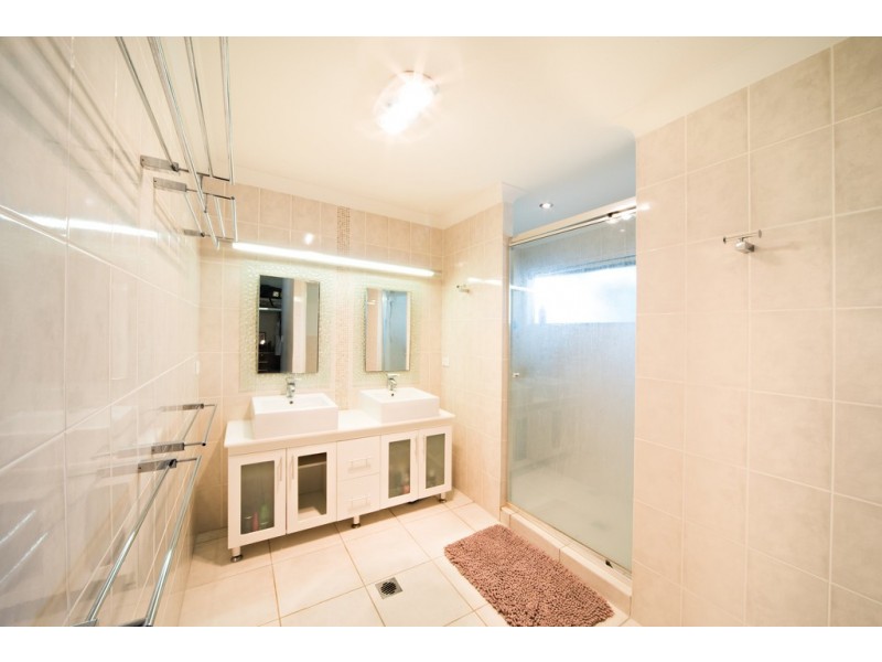 14 Armada Crescent, Jubilee Pocket QLD 4802