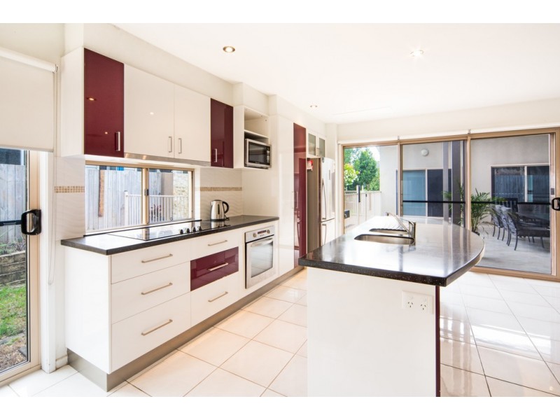 14 Armada Crescent, Jubilee Pocket QLD 4802