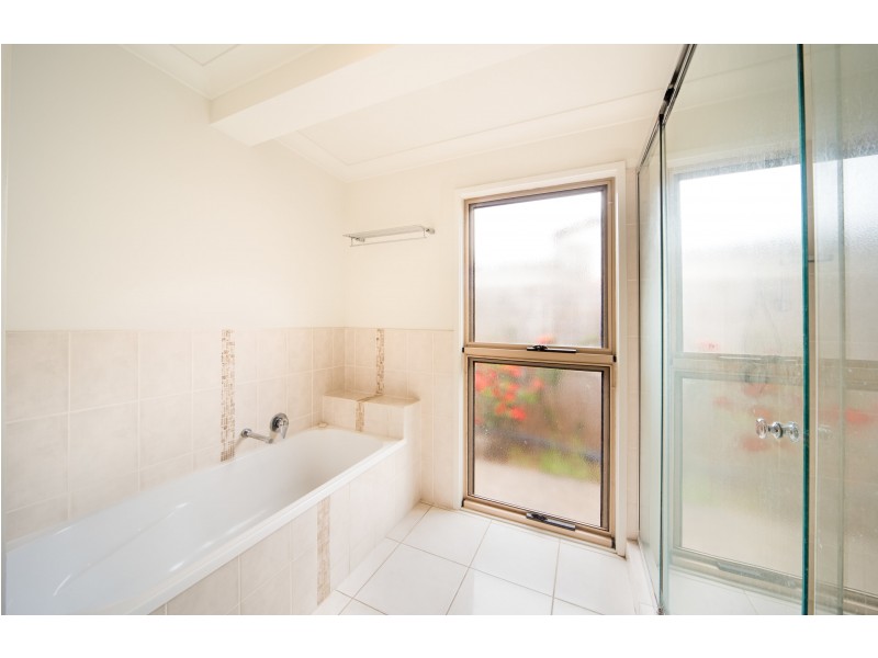 14 Armada Crescent, Jubilee Pocket QLD 4802