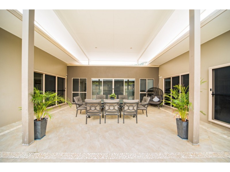 14 Armada Crescent, Jubilee Pocket QLD 4802