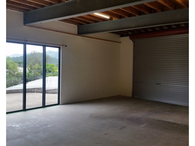 8a Commerce Close, Cannonvale QLD 4802