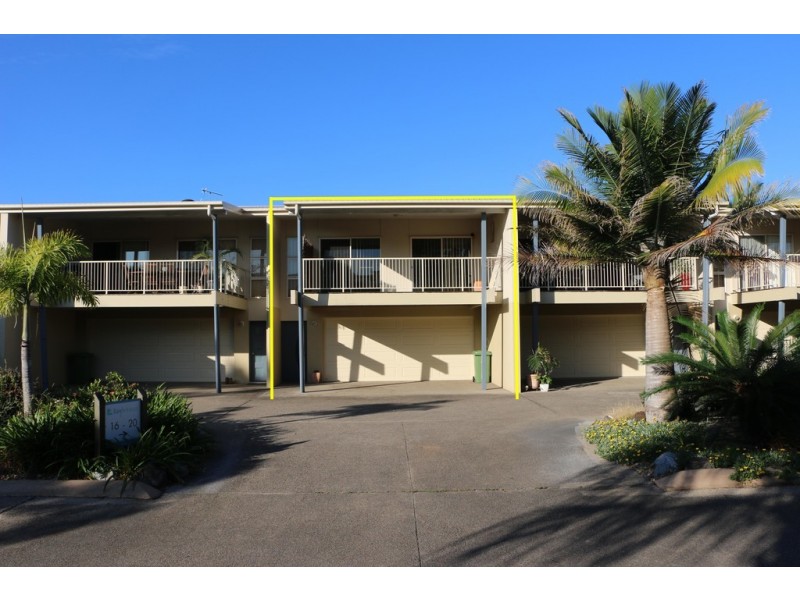 18/21 Shute Harbour Road, Cannonvale QLD 4802