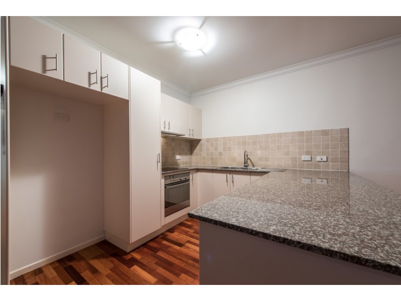 18/21 Shute Harbour Road, Cannonvale QLD 4802