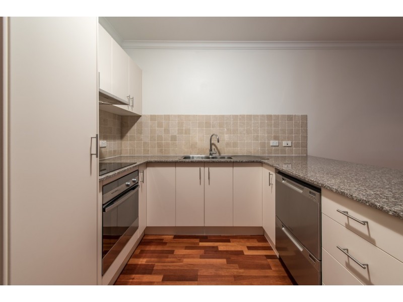 18/21 Shute Harbour Road, Cannonvale QLD 4802