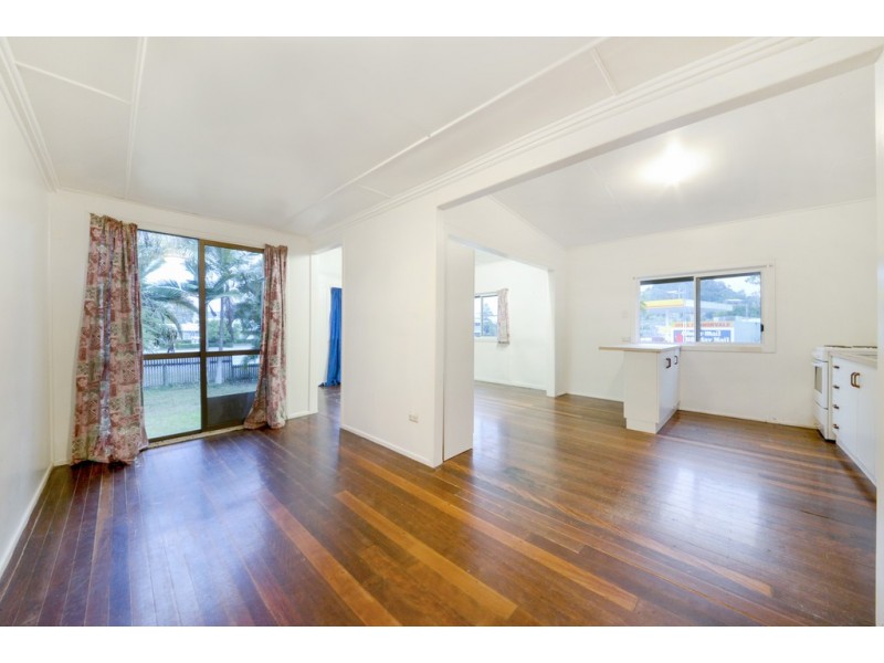136 Shute Harbour Road, Cannonvale QLD 4802