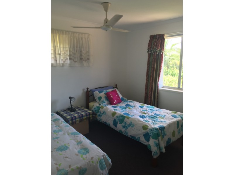 4 Woomerah Avenue, Cannonvale QLD 4802