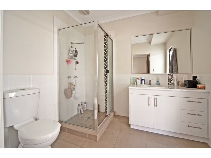 1 and 2 / 48 South Molle Boulevard, Cannonvale QLD 4802