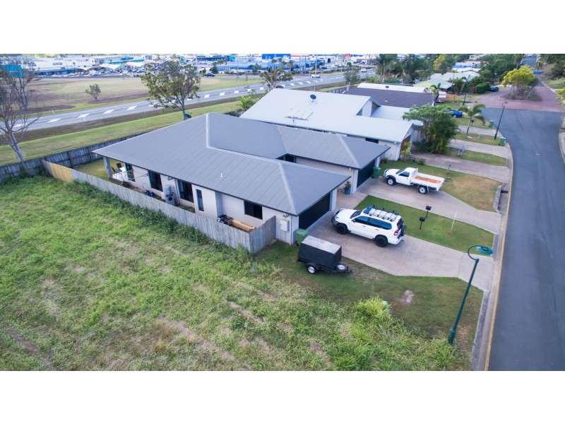 1 and 2 / 48 South Molle Boulevard, Cannonvale QLD 4802