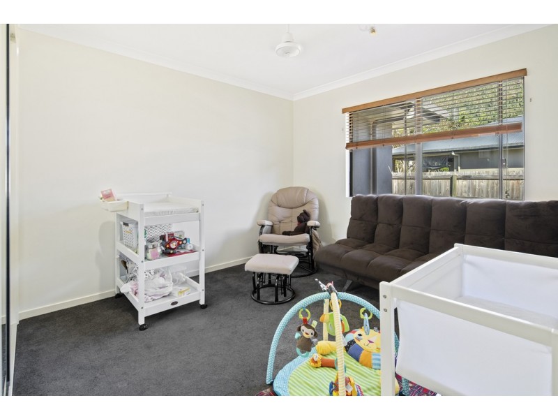 5 Grevillea Place, Cannonvale QLD 4802