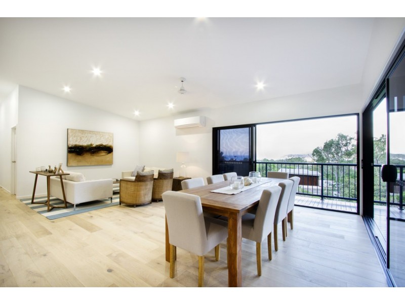 15 Seaview Drive, Airlie Beach QLD 4802
