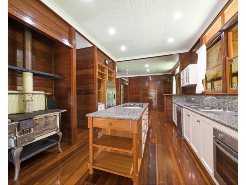 425 Paluma Road, Woodwark QLD 4802