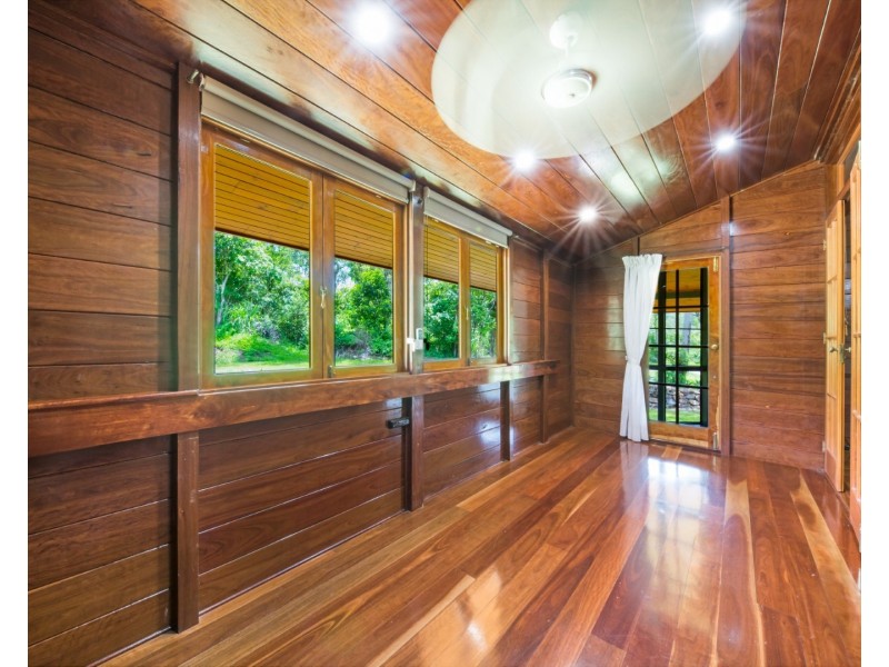 425 Paluma Road, Woodwark QLD 4802