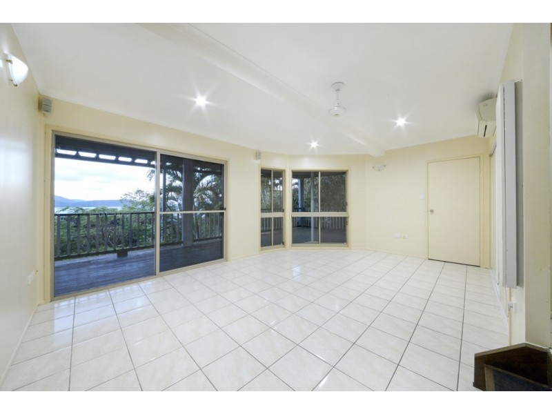 5 Woodwark Crescent, Cannonvale QLD 4802